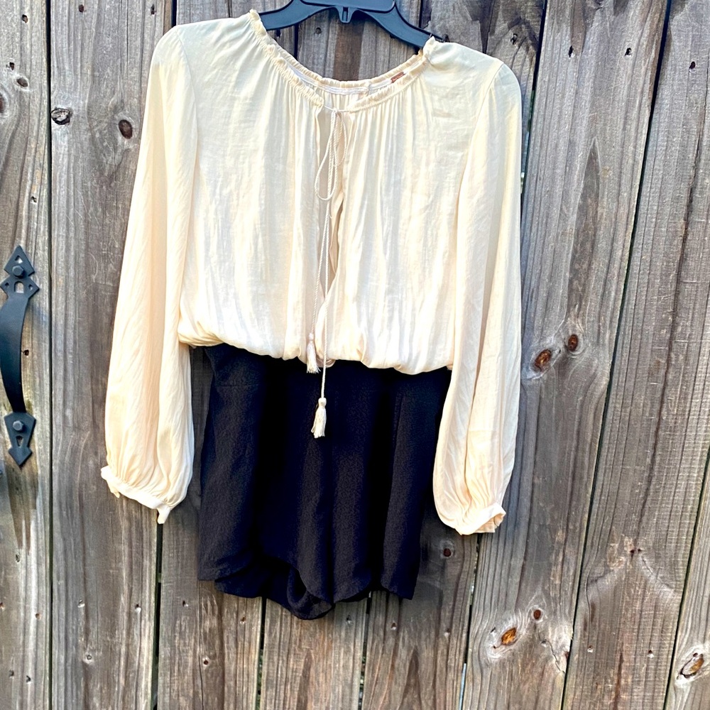 Women's Cream and Black Peasant Blouse romper by free people 🍒❤️‍🔥